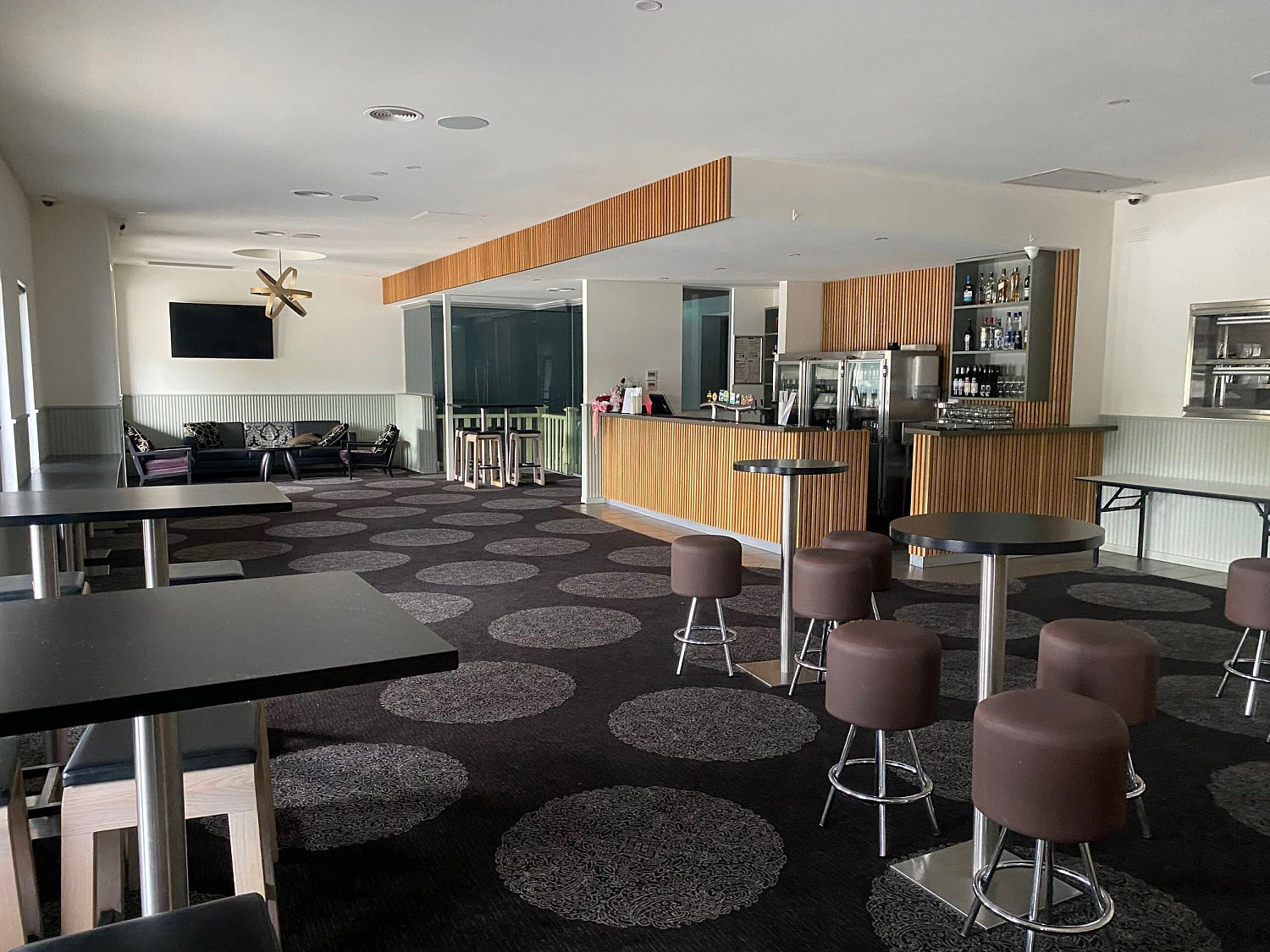 Cross Keys Hotel, Essendon, VIC. Function Room hire photo #3