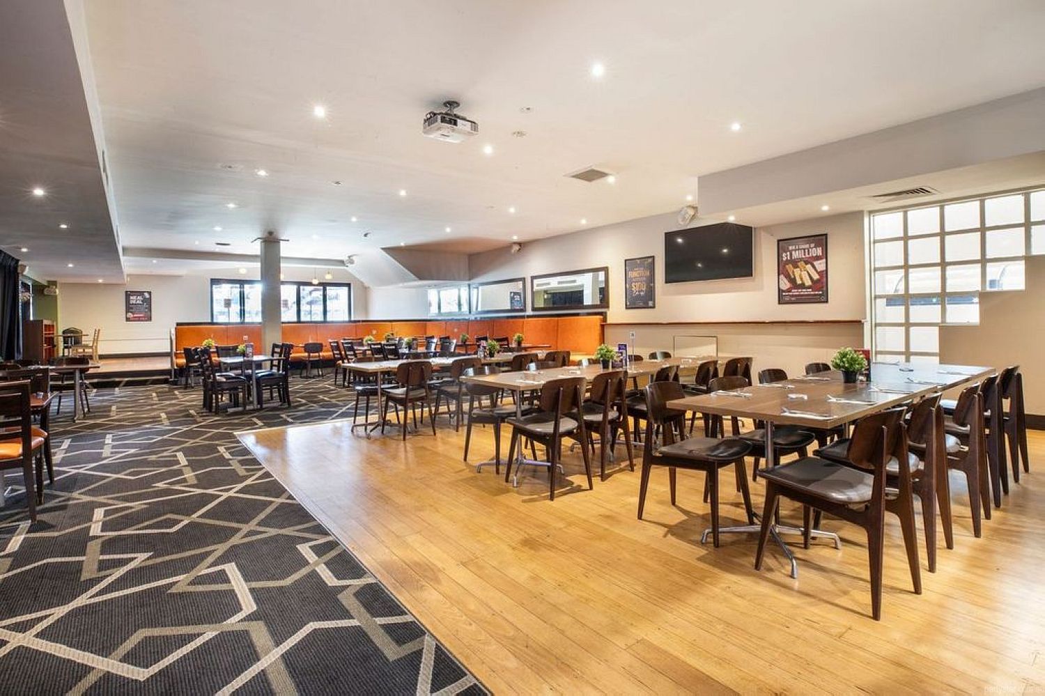 Mitcham Hotel, Mitcham, VIC. Function Room hire photo #2