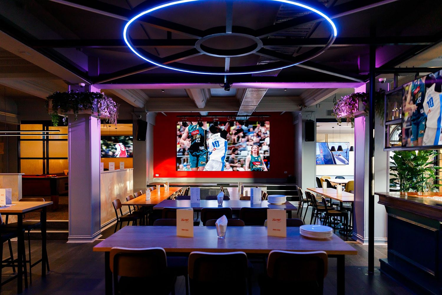 Harvey's Sports Bar and Grill, St Kilda, VIC. Function Room hire photo #1