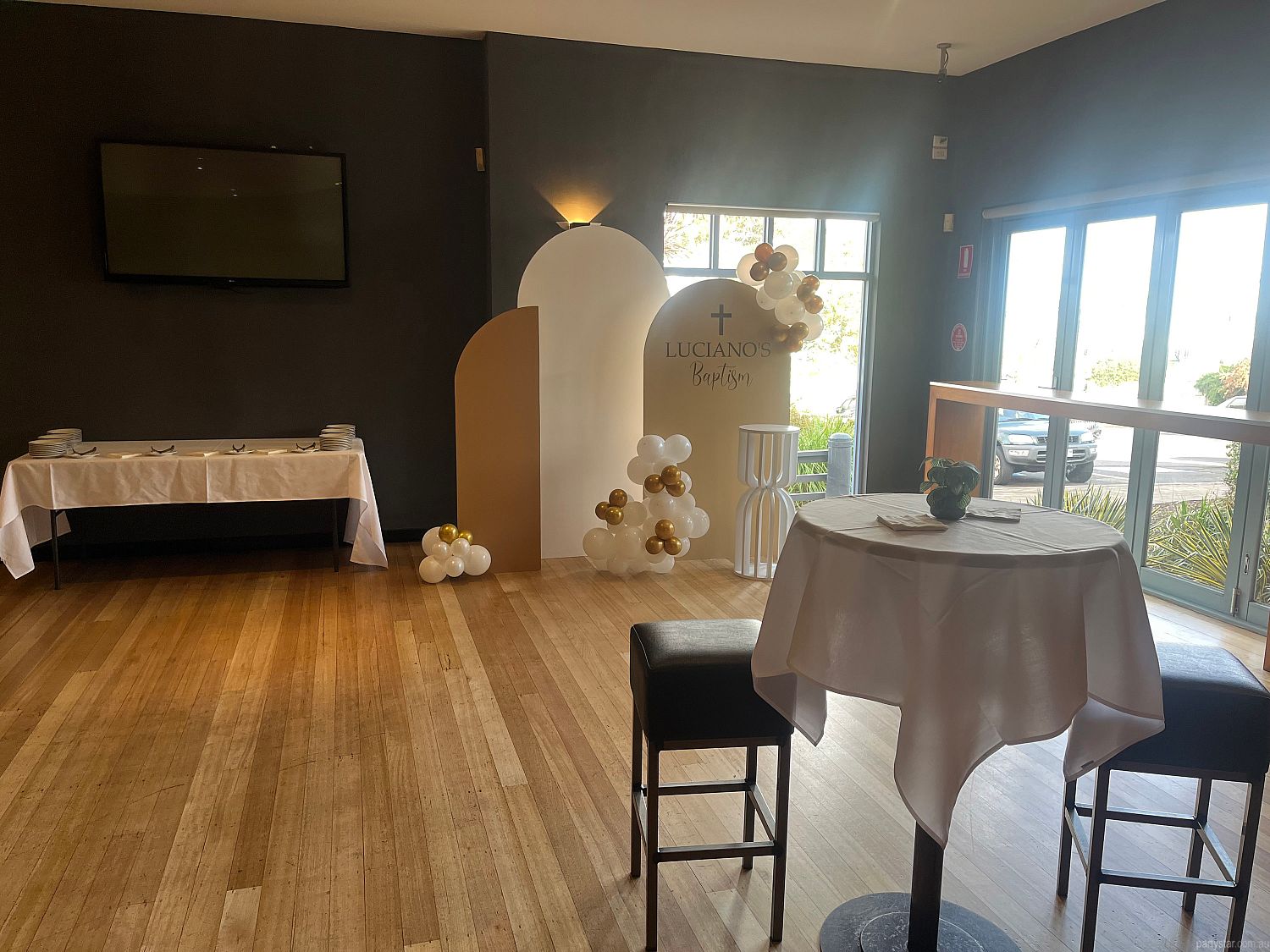 The Vale Hotel, Mulgrave, VIC. Venue photo #4