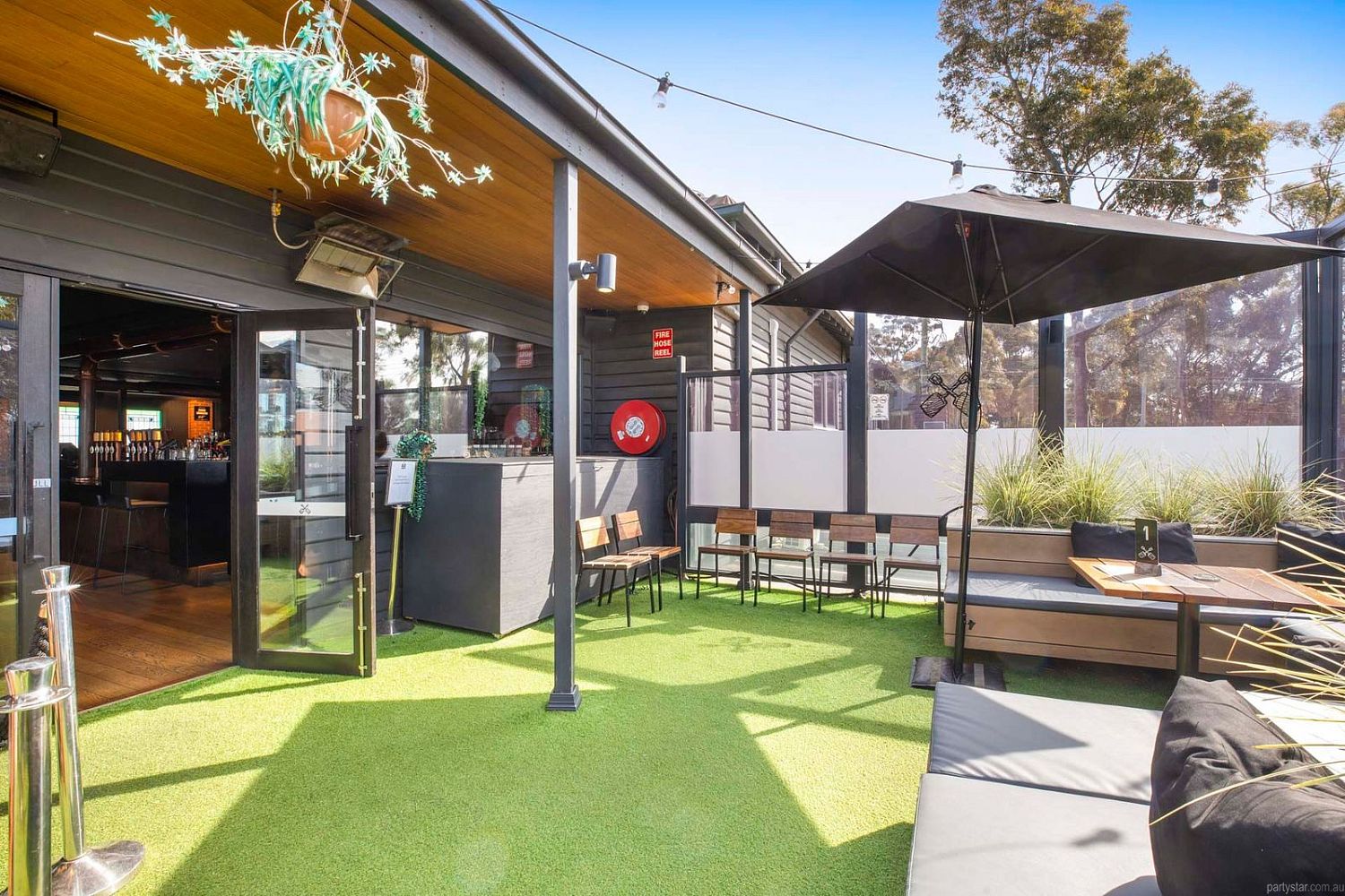 The Rogue Squire, Wheelers Hill, VIC. Venue photo #5