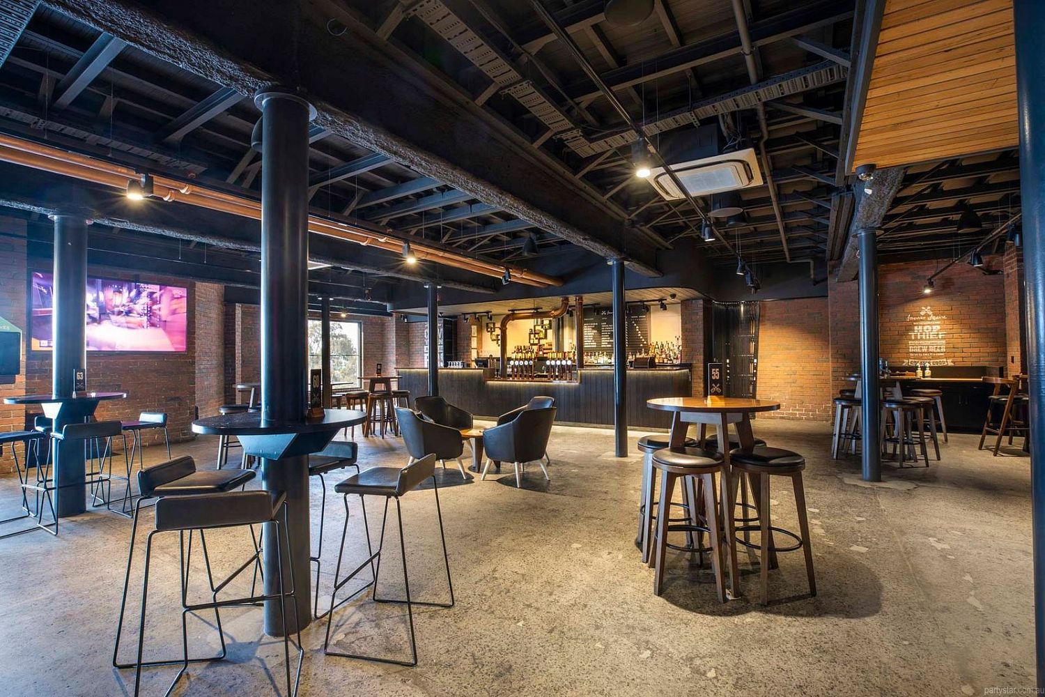 The Rogue Squire, Wheelers Hill, VIC. Venue photo #1